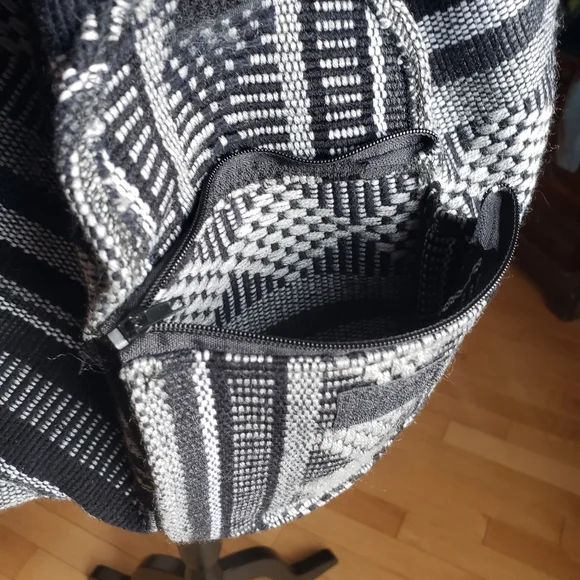 Poncho back pack - Picture 8 of 8